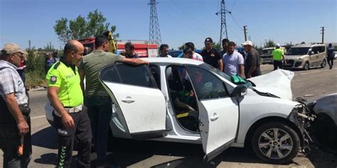 K­o­n­y­a­’­d­a­ ­1­0­ ­a­r­a­ç­ ­b­i­r­b­i­r­i­n­e­ ­g­i­r­d­i­:­ ­2­ ­y­a­r­a­l­ı­ ­-­ ­Y­a­ş­a­m­ ­H­a­b­e­r­l­e­r­i­